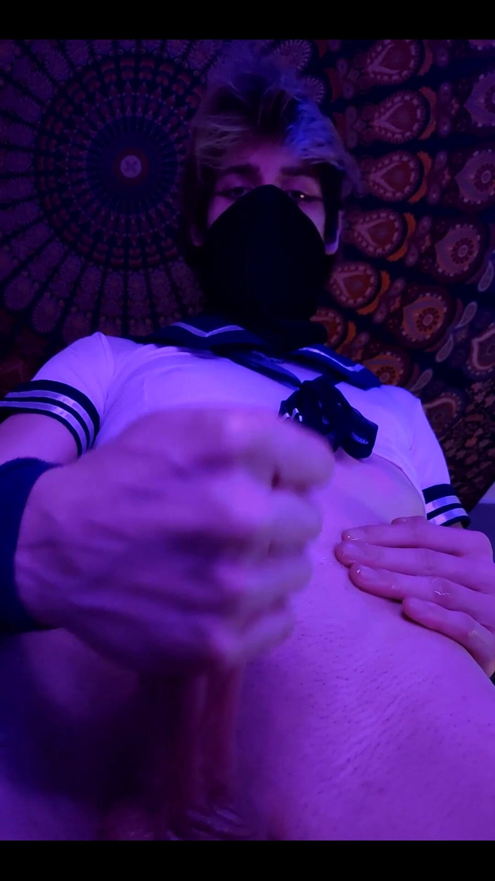 Trappybae: Watch Me Stroke My Oiled up Cock Before I Drench...