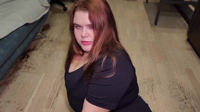 Peach Desert: Fucked a Redhead MILF's Mouth Hard in Her Sports Leggings...