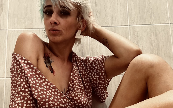 Goodgirl1991: Tidak Dapat Menahan Tangan Saya Sendiri