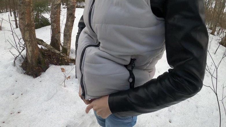 MkGes: Fabulous blowjob in the winter forest