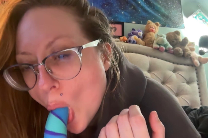 Honey Doll: Practicing My Blow Job Skills on a Dildo