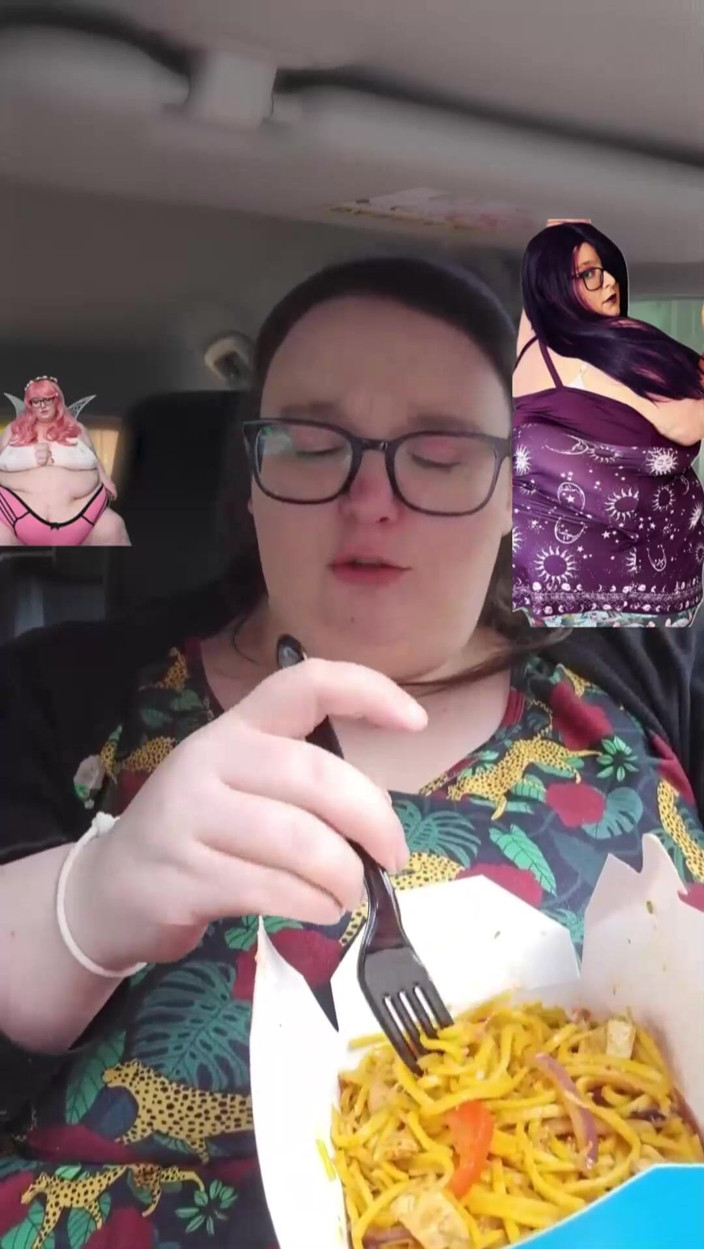 SSBBWLadyBrads: Grandota se entrega a un sabroso regalo
