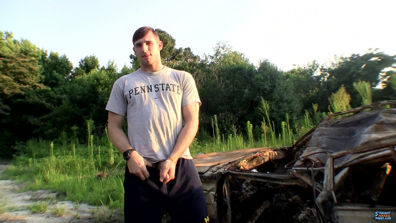 Straight naked thugs: Elijah kembali untuk kencing &amp; stroke