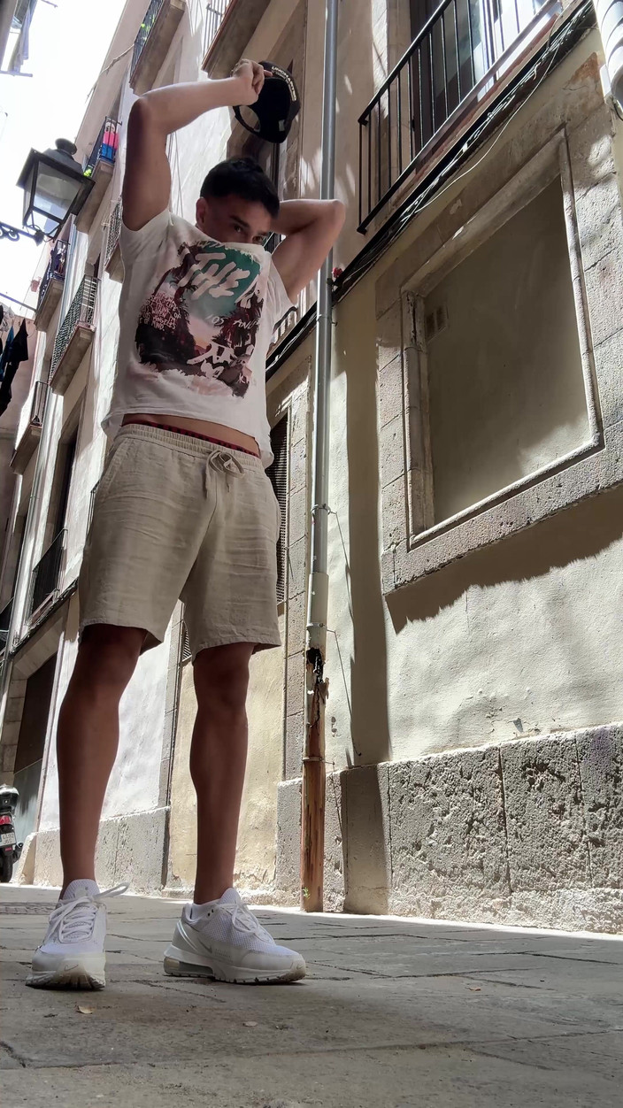 Paul Williams: Úplně Nahý V Ulicích Barcelony