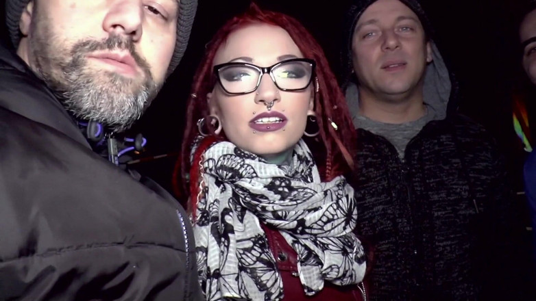 FUCK PARTY XXX and VINTAGE PARTY: Threesome bang for sexy pierced redhead chick