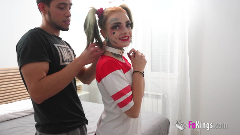 FAKings: Wanna Fuck Harley Quinn? This Guy Does It! Hot Sex...