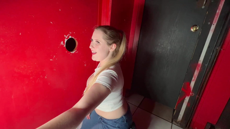 Island Boy Vids: Gloryhole Fantasies: Emma Shay