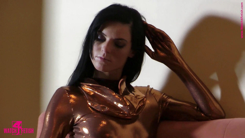 ZentaiDolls: Terezčina láska ke zentai