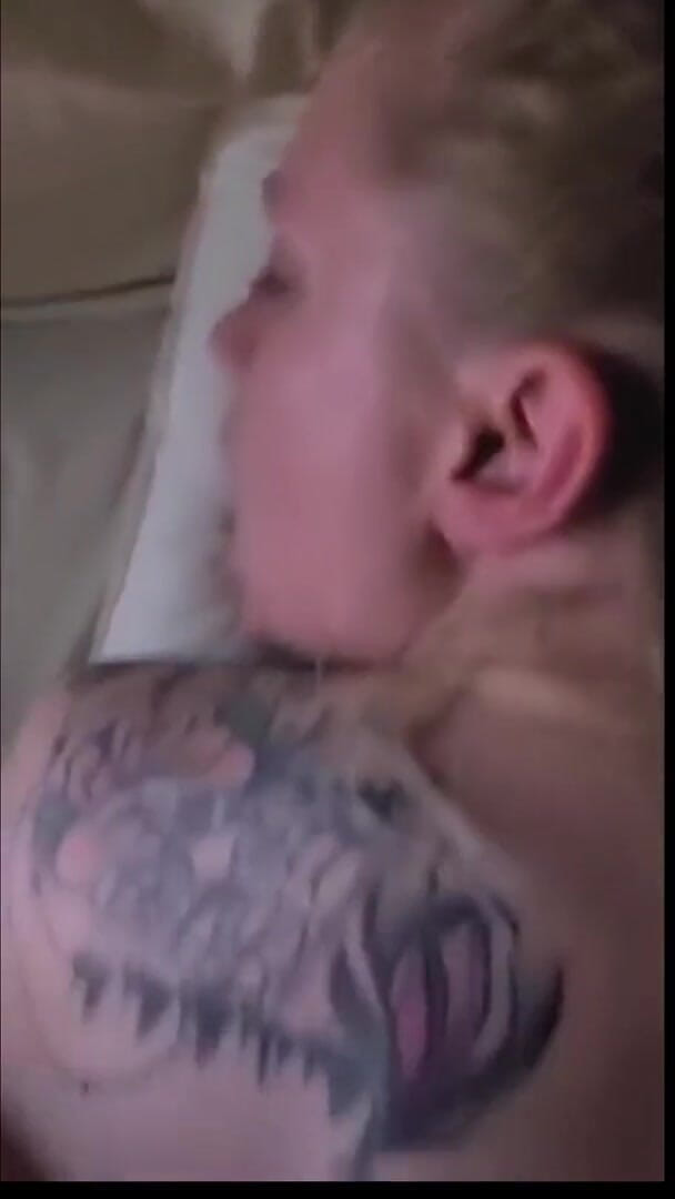 SargeantFOXyLady: sexy blonde gets fucked hard