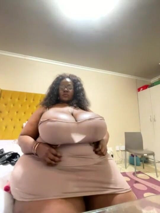 Legendary Booty Overdose: Busty MILF Tease &amp; Denial