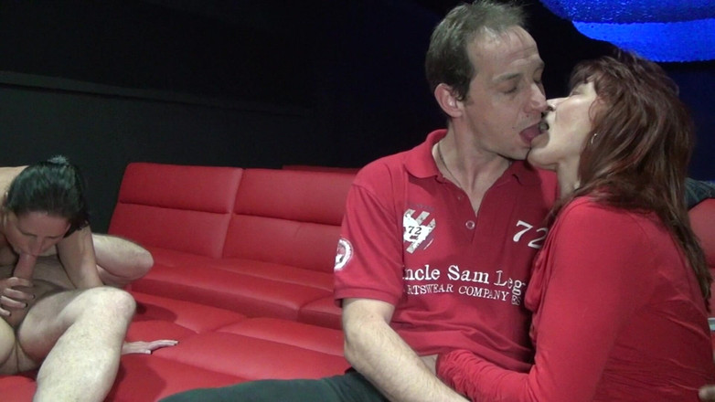 King Of Amateur: Давайте поміняємося дружинами в порнокіно