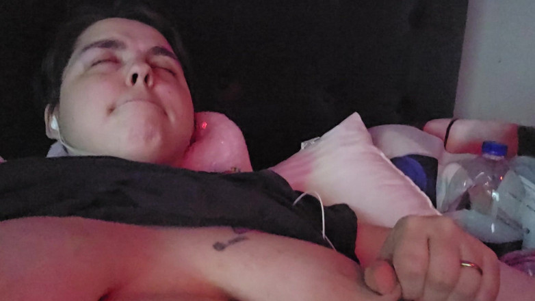 Dark_Leprechaun4_gir: Fackuje mi nohu