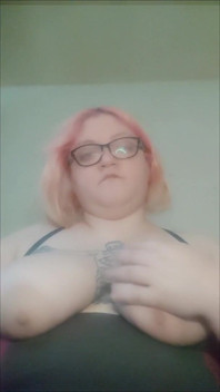 Amputierte, Fette BBW Spielt Mit Ihren Riesigen Brüsten - Amateur-zeitlupe