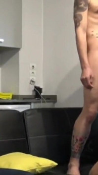 Damien Crosse Baise Par Ses Potes