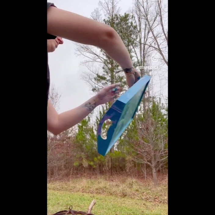 Suzy Wylde: スージー・ワイルドはアーティストです