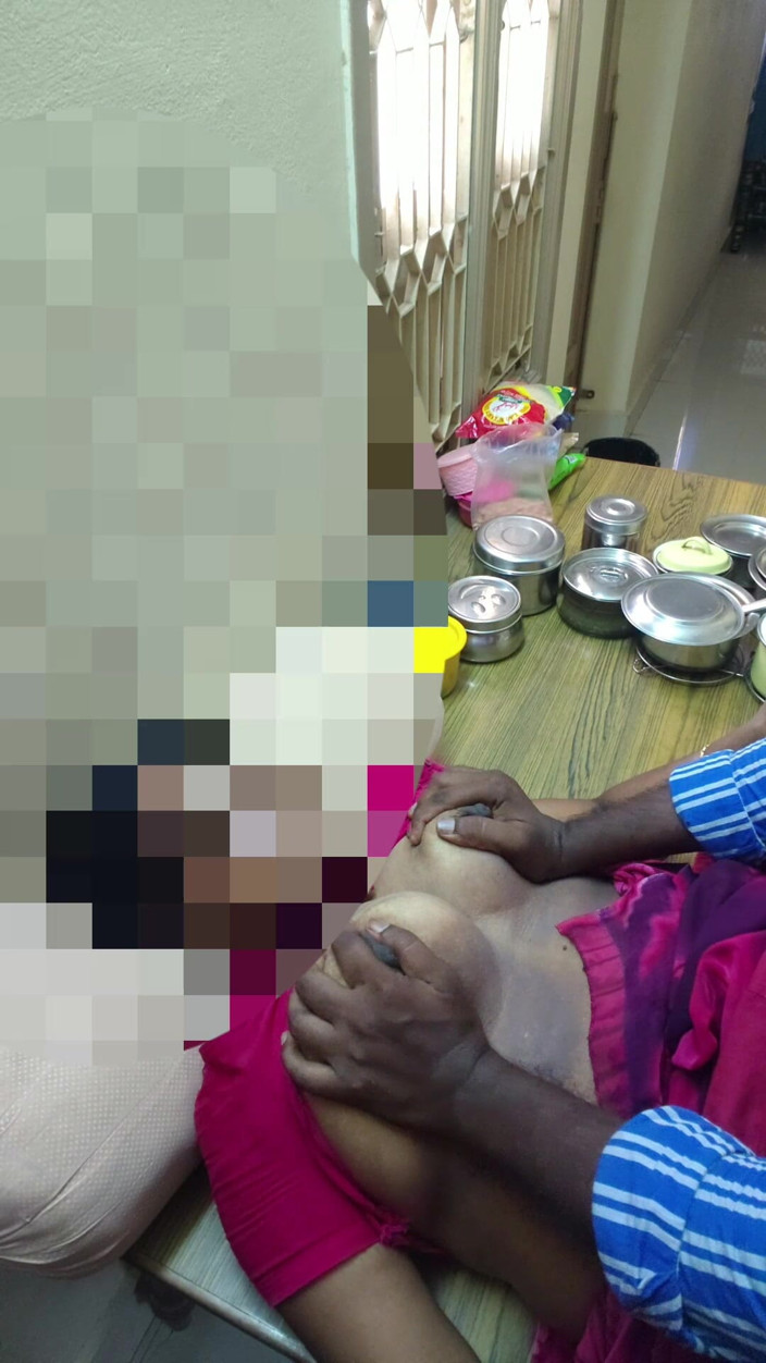 Porn films: लॉरी ड्राइवर ने मेरी मम्मी को फिर से चोदा