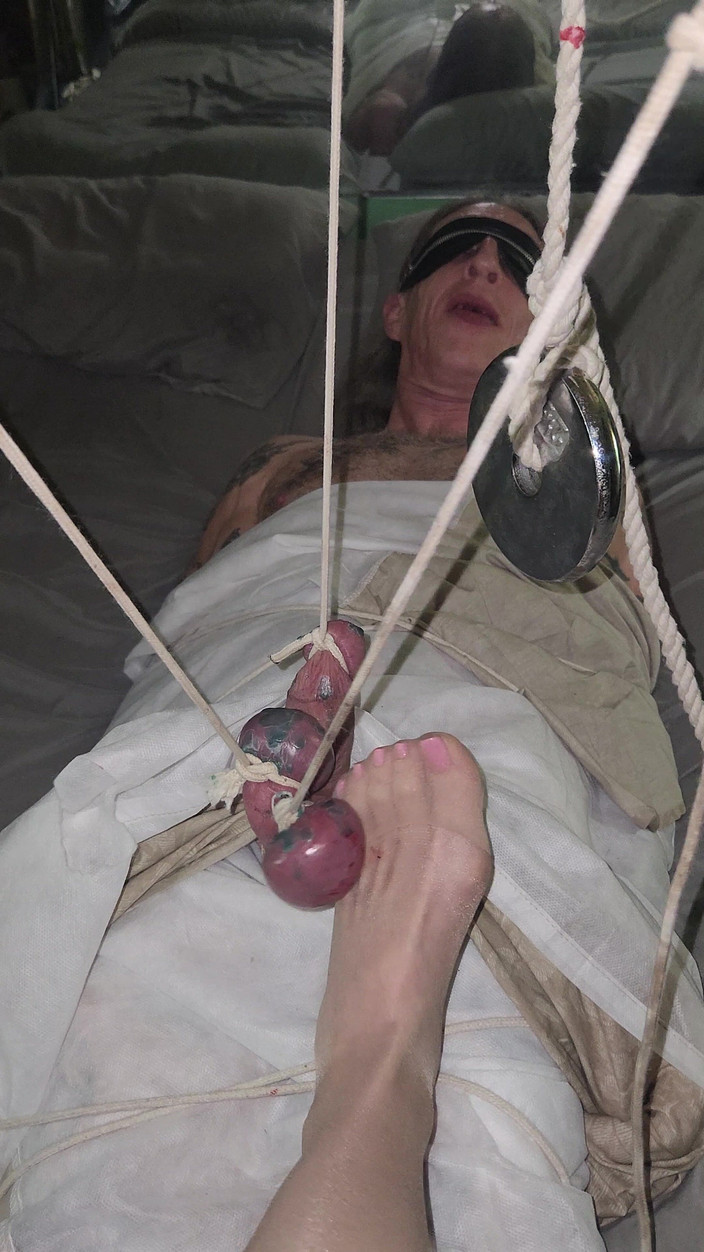 Goode Girl: Goode Girl CBT Eingewickelt, Gewichtet Und Gewachst