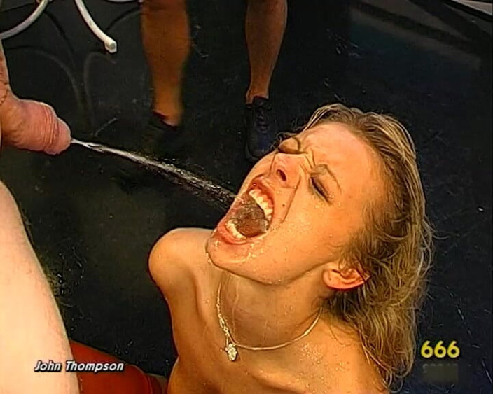 GGG John Thompson OLD STYLE: Ggg John Thompson - 거대한 자지를 빨고 섹스하고 정액 갱뱅 섹스를 삼키기