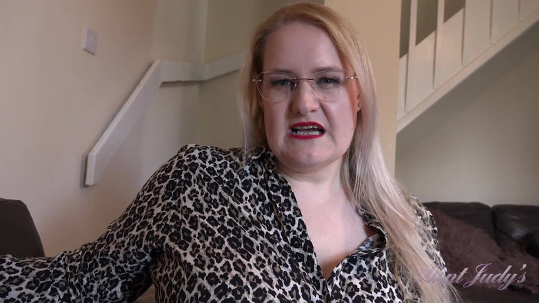 Aunt Judy's: Auntjudys - Twój cycata BBW seksuolog Becky ssie twojego kutasa