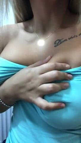 SassyTiff: Masturbate pussy close up