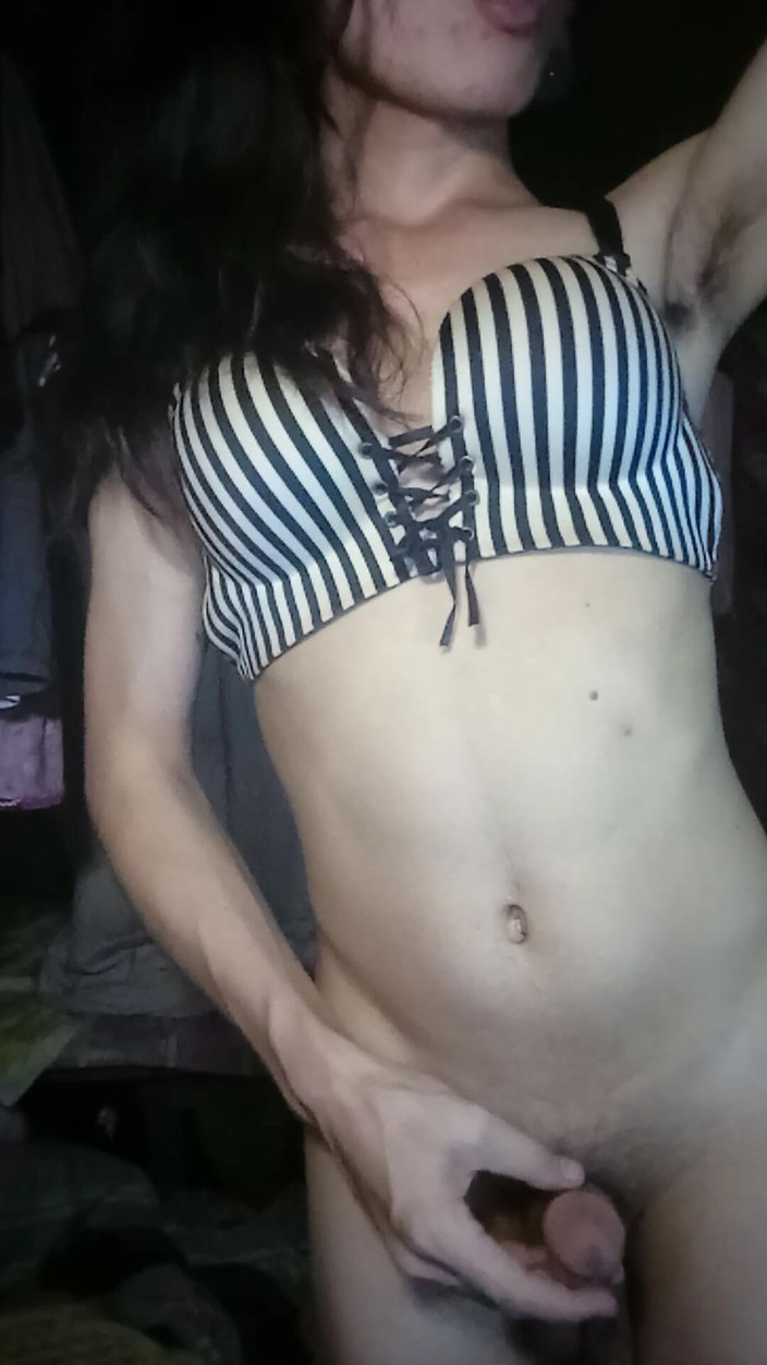 Reynaldo6: De koningin in het pension wordt alleen geneukt