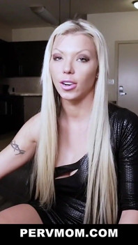 Stepson Gives StepMom a Huge Facial. Barbie Sins