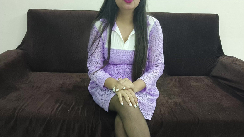 Saarabhabhi6: Une prof desi excitée couche avec ses élèves dans une nouvelle...