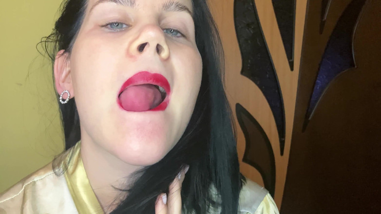 Anna Sky: Gigantyczna kobieta w wolnym mo i 4K