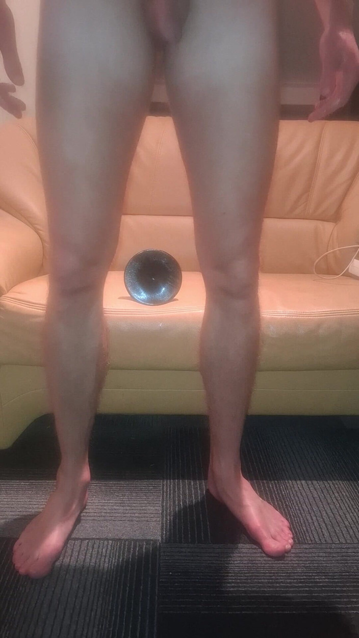 NoFace Twink X: Quente gay twink noface twink x cavalgando enormes brinquedos