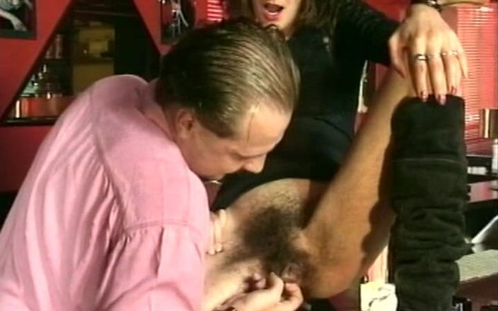 Pissing Experience: Mans đi tiểu phiêu lưu ngâm mình với người phụ nữ...