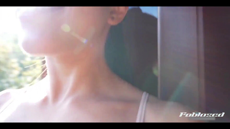 Fablazed: Chcę, żebyś cieszył się moim ciałem podczas masturbacji i spermy - hiszpańskiej