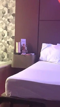Karenkiss Alone in the Motel with a Hottie Who Made Her Suck