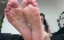 Lady Medusa: Pathetic Foot Addict Loser - Pixel Feet JOI