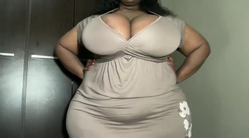 Legendary Booty Overdose: Moaning Black BBW Pleasures Herself in Bed