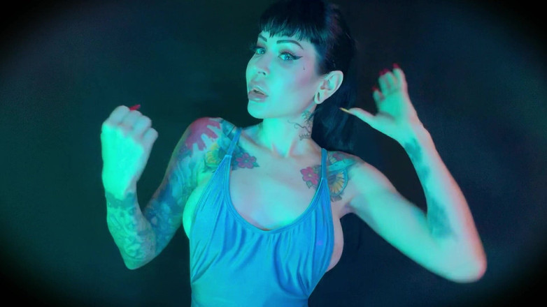 Baal Eldritch: Dipendente dal mio costume da bagno lucido: sborro ancora e...