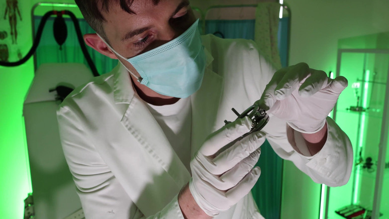 TomBakerBDSM: Program cudnosti zmenšení pt. 2 (4k)