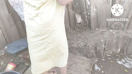 Anita yadav: アニタYadav温泉おっぱいと美しい