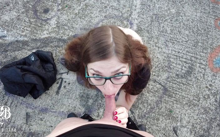 Zara Bizarr: Outdoor huge cumshot in the face, full on the glasses!