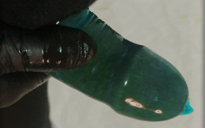 Brilliant Leopard: Brillanter handjob