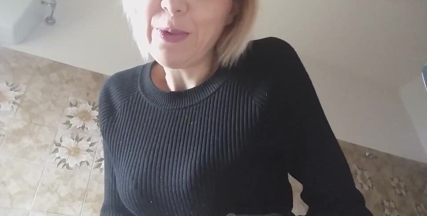 savannahamatoriale: 아름다운 새엄마의 Chantal... 너도 그렇게 생각하지 않아, 배다른 아들?