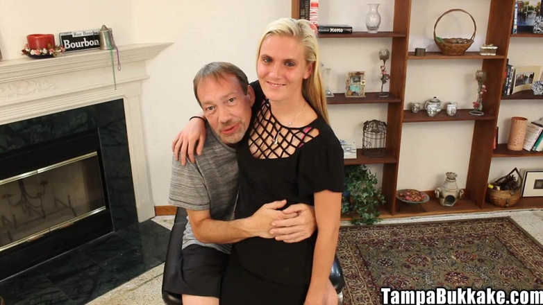 Tampa Bukkake: 음란한 애널 섹스 본디지 갱뱅 금발 처진 젖탱이 정자 Bukkake Bastards