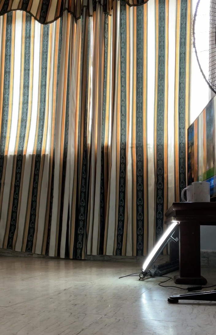 Monozion: Moglie messicana dal culo grosso che succhia con i tacchi...