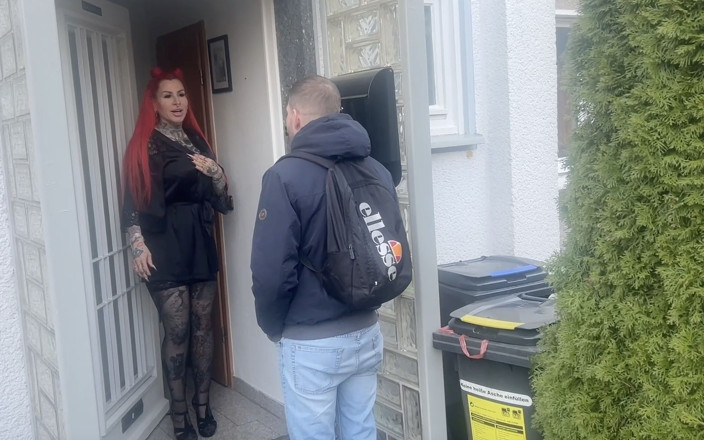 Cat-Coxx: Boyfriend of My Stepson Fucked at Home!