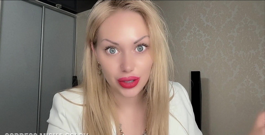 Goddess Misha Goldy: Imagina que soy tu mejor amiga e imagina que finalmente...