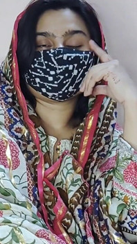 Bari baji ne chote bhai apni chut-清晰的印地语对话
