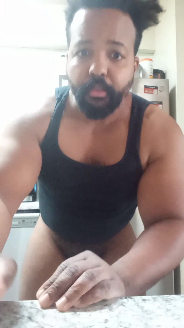 Eddie Venezuela: Thick Bear Beats His Dick and Cums on Himself