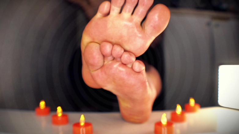 CashmasterAngel: 痴迷在主人脚下