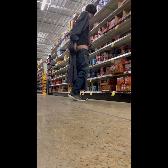 lonewanderer821: Plaisir public risqué dans ma ville !