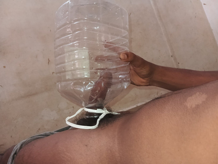 Deshichut1: En mettant la terre dans la bouteille, j’ai sorti l’eau...