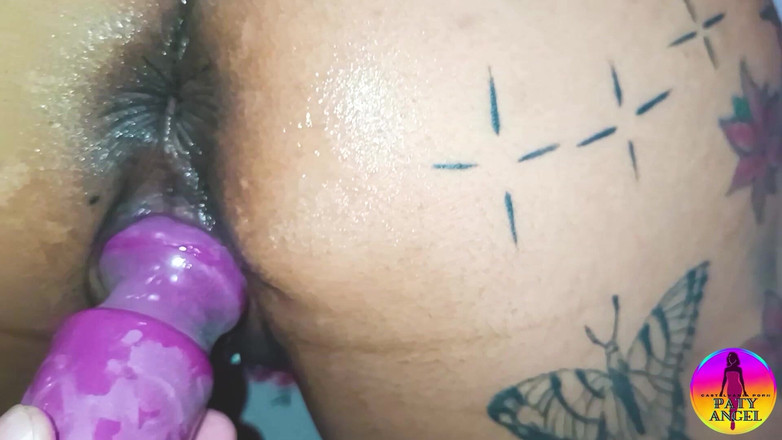 Paty Angel: 医生操了我，射在我的菊花里